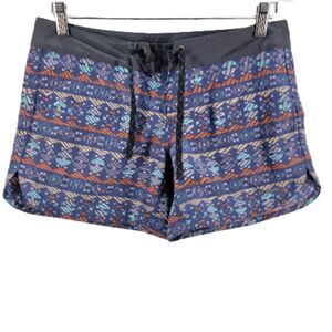 PATAGONIA Wavefarer Boardshorts 5" Shorts Womens Size 4 Surf Swim Beach Aztec